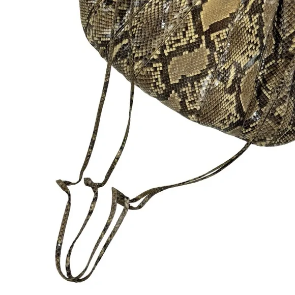 JUDITH LEIBER GENUINE PYTHON SNAKESKIN CLASP DEVIN PURSE CLUTCH